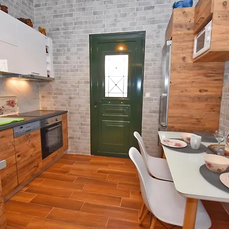 بيت للعطل Studio Green